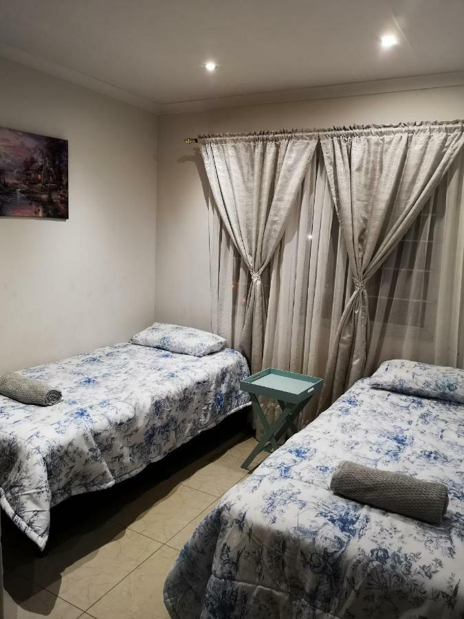 Durban Beach Getaway - Summersands, Inverter For Load Shedding, Free Wifi & Free Parking Экстерьер фото